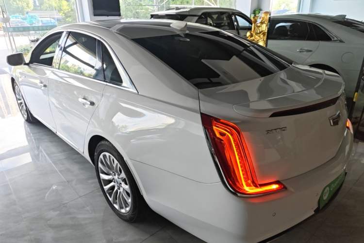 Used Cadillac XTS 2018 28T Elite Edition Rear Left 45 Deg