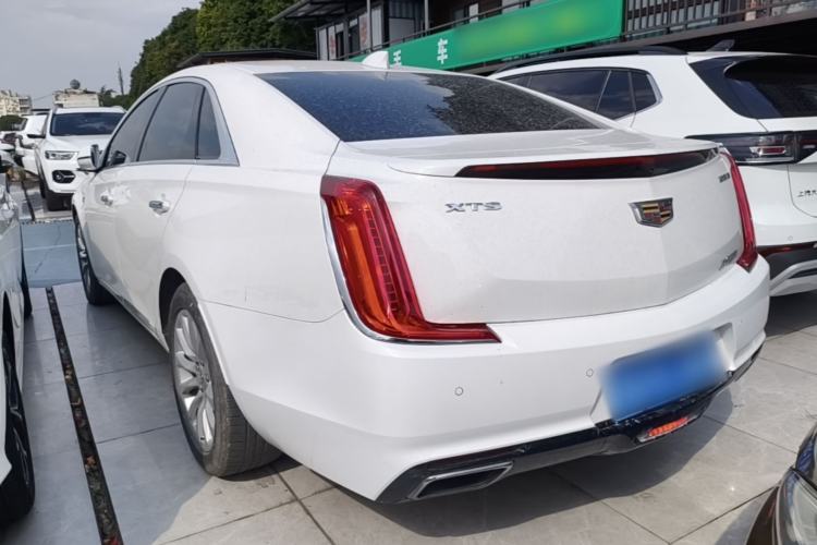 Used Cadillac XTS 2018 28T Tech Edition Rear Left 45 Deg