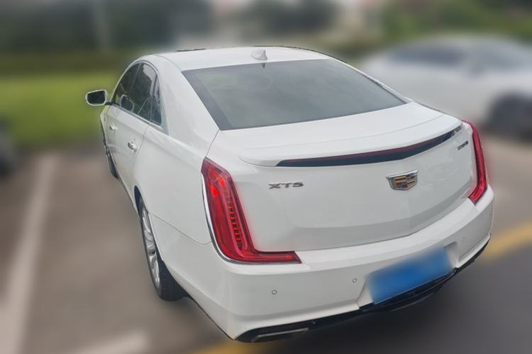 Used Cadillac XTS 2018 28T Elite Edition Rear Left 45 Deg