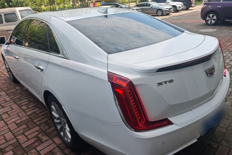 Used Cadillac XTS 2018 28T Tech Edition Rear Left 45 Deg