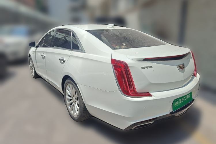 Used Cadillac XTS 2018 28T Tech Edition Rear Left 45 Deg
