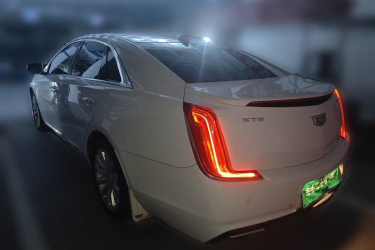 Used Cadillac XTS 2018 28T Tech Edition Rear Left 45 Deg