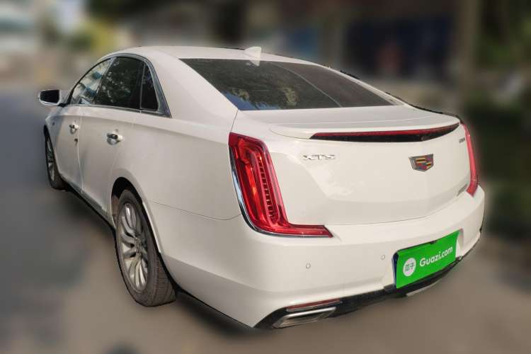 Used Cadillac XTS 2018 28T Elite Edition Rear Left 45 Deg