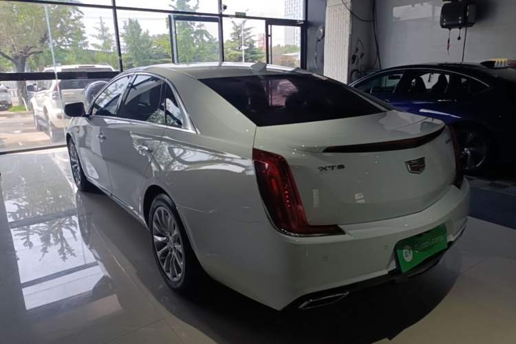 Used Cadillac XTS 2018 28T Tech Edition Rear Left 45 Deg