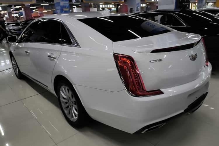 Used Cadillac XTS 2018 28T Tech Edition Rear Left 45 Deg