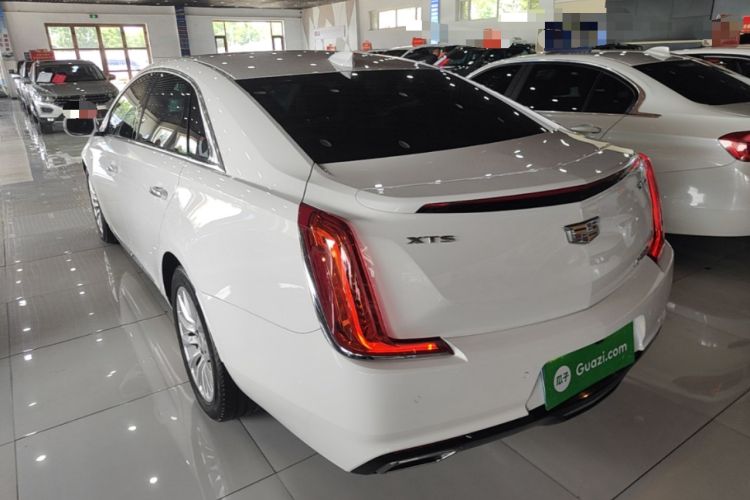 Used Cadillac XTS 2018 28T Tech Edition Rear Left 45 Deg