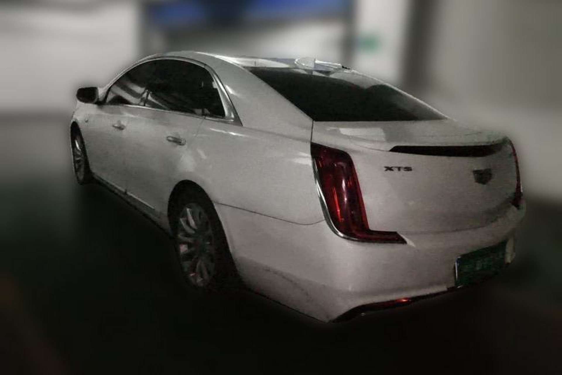 Used Cadillac XTS 2018 28T Elite Edition Rear Left 45 Deg