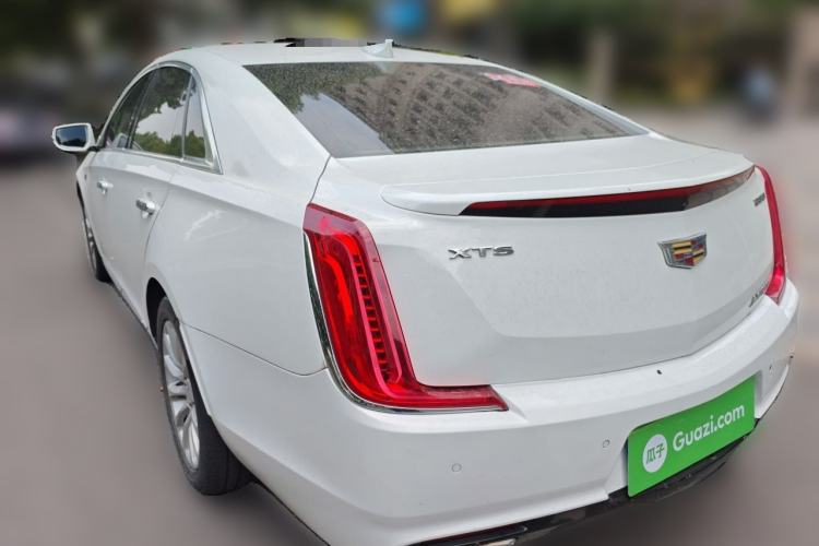 Used Cadillac XTS 2018 28T Elite Edition Rear Left 45 Deg