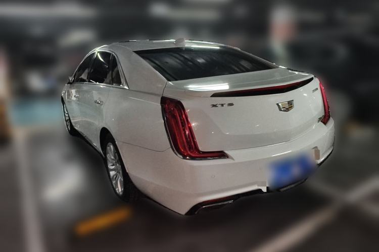 Used Cadillac XTS 2018 28T Elite Edition Rear Left 45 Deg
