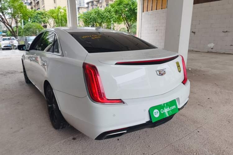 Used Cadillac XTS 2018 28T Elite Edition Rear Left 45 Deg