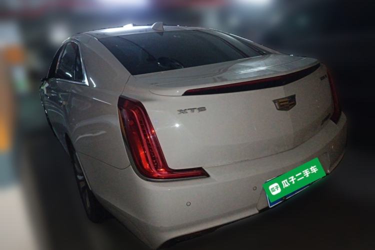 Used Cadillac XTS 2018 28T Tech Edition Rear Left 45 Deg