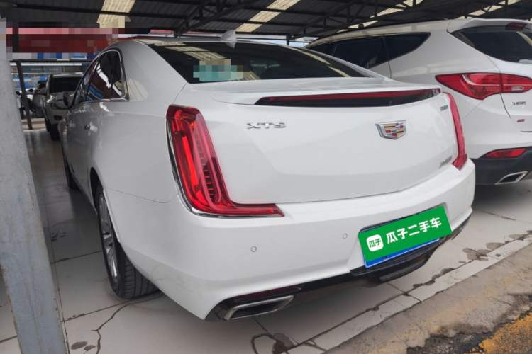 Used Cadillac XTS 2018 28T Tech Edition Rear Left 45 Deg