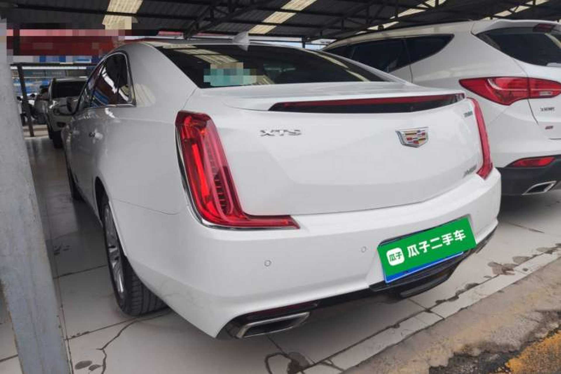 Used Cadillac XTS 2018 28T Tech Edition Rear Left 45 Deg