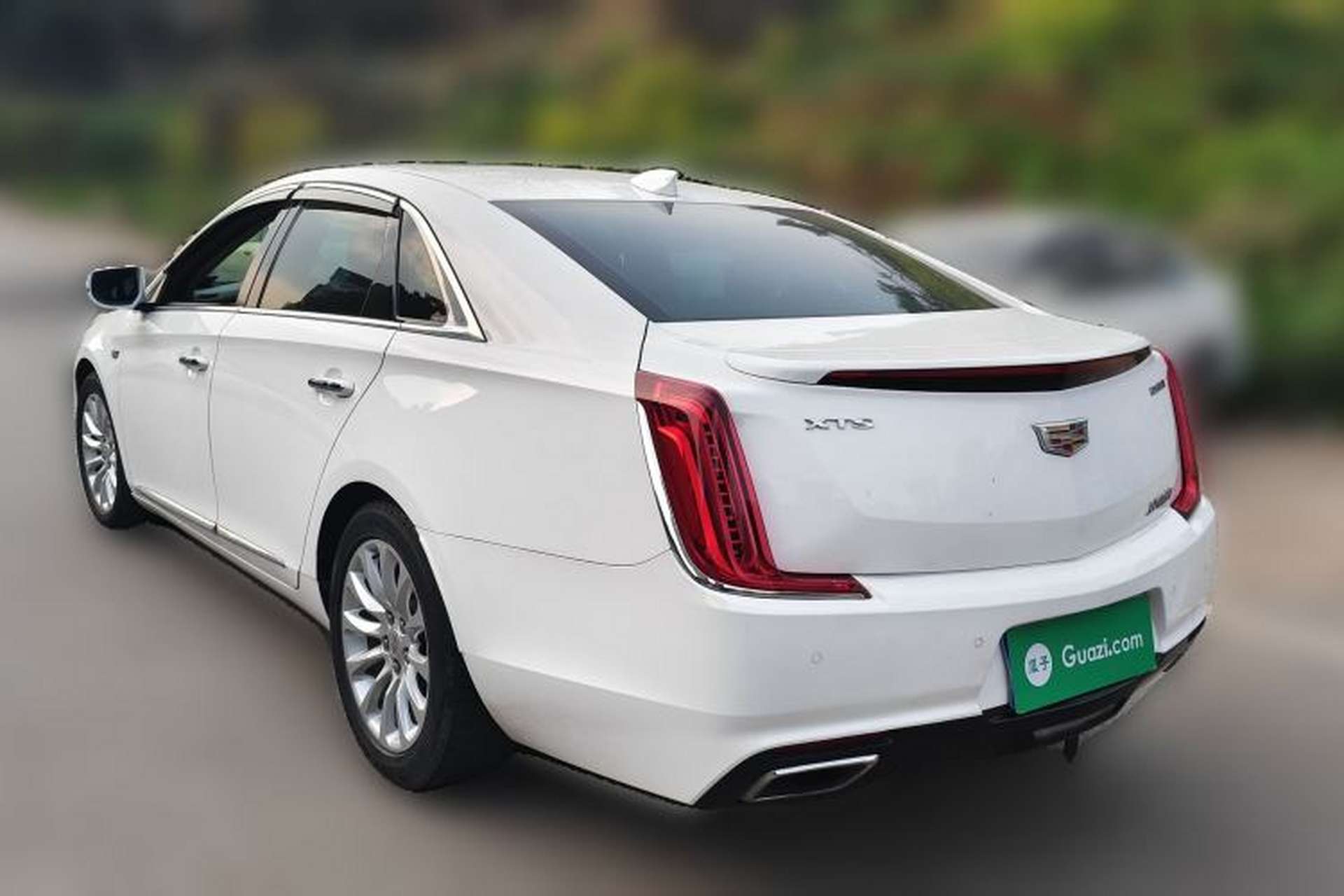 Used Cadillac XTS 2018 28T Elite Edition Rear Left 45 Deg