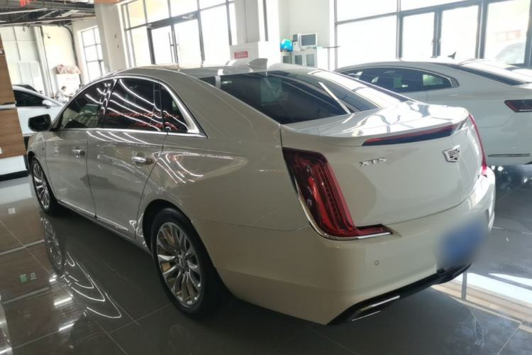 Used Cadillac XTS 2018 28T Elite Edition Rear Left 45 Deg