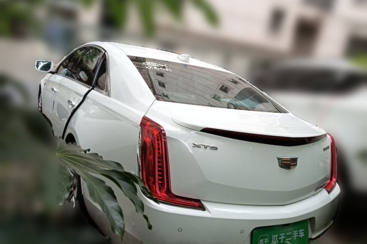 Used Cadillac XTS 2018 28T Tech Edition Rear Left 45 Deg