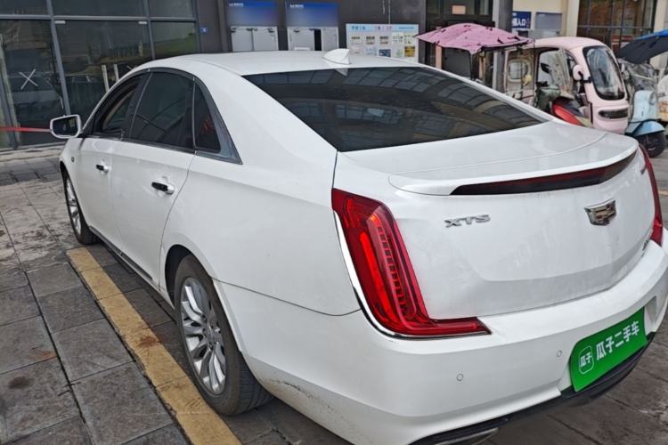 Used Cadillac XTS 2018 28T Elite Edition Rear Left 45 Deg