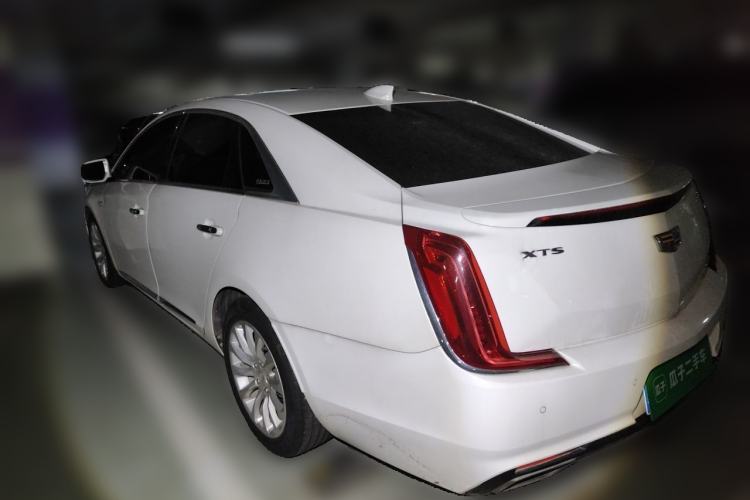 Used Cadillac XTS 2018 28T Elite Edition Rear Left 45 Deg
