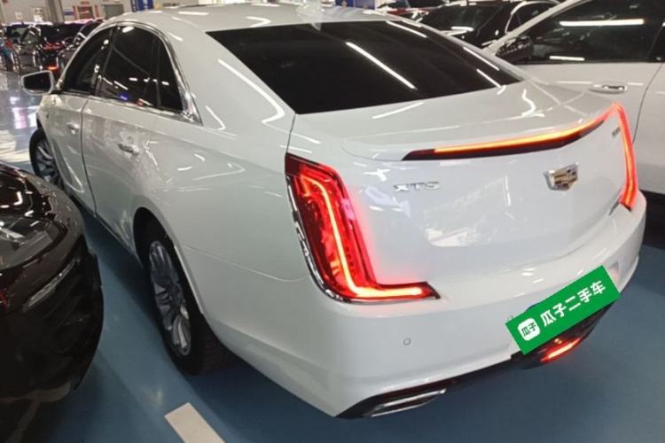 Used Cadillac XTS 2018 28T Tech Edition Rear Left 45 Deg
