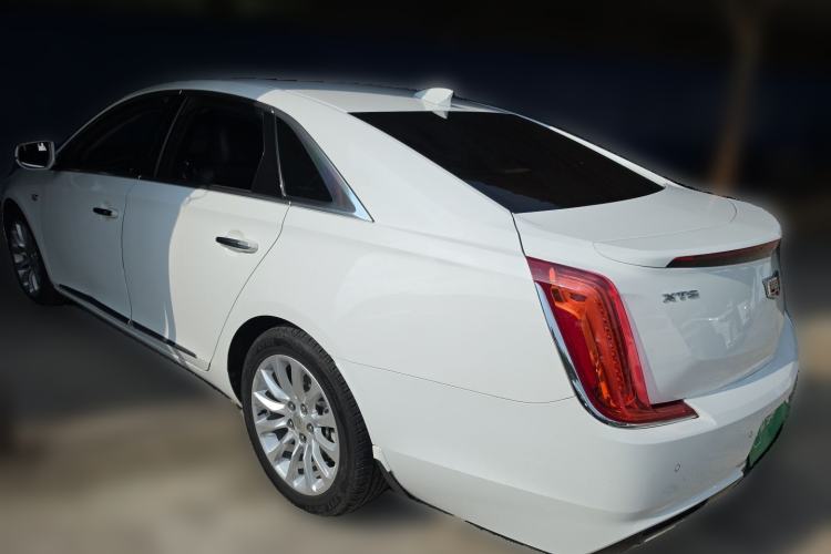 Used Cadillac XTS 2018 28T Tech Edition Rear Left 45 Deg