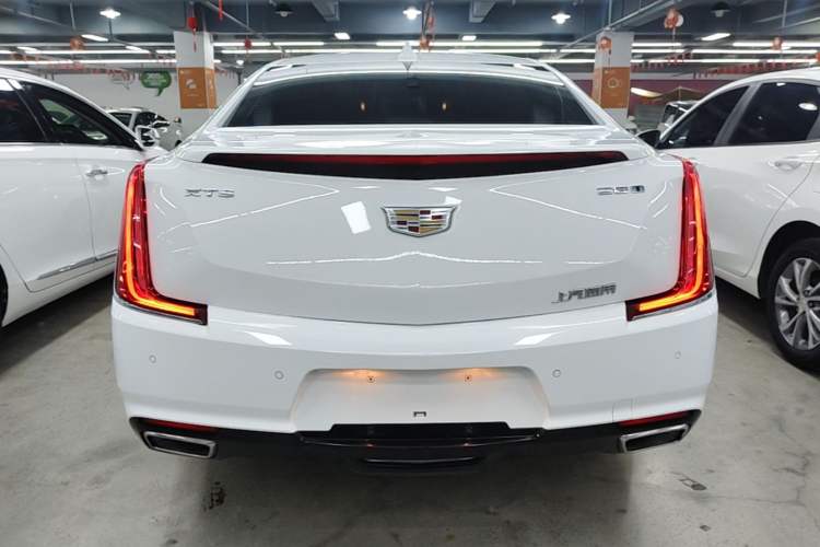 Used Cadillac XTS 2018 28T Elite Edition Rear