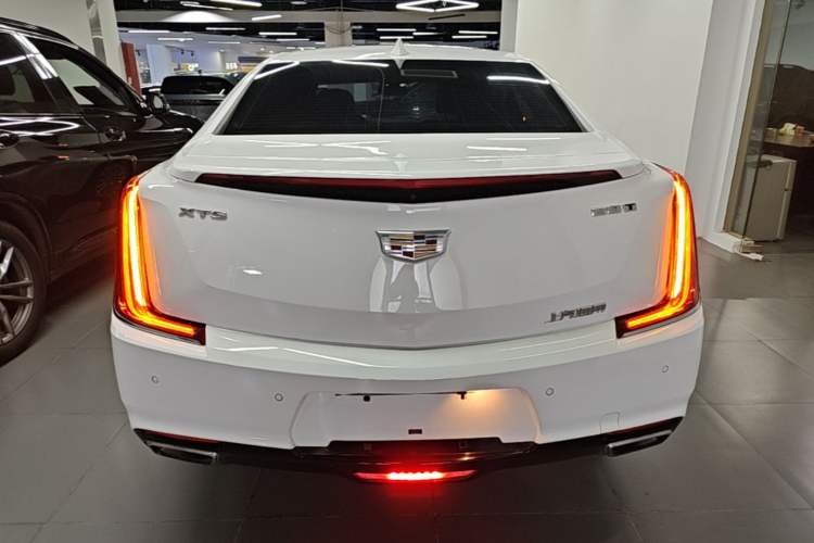 Used Cadillac XTS 2018 28T Tech Edition Rear