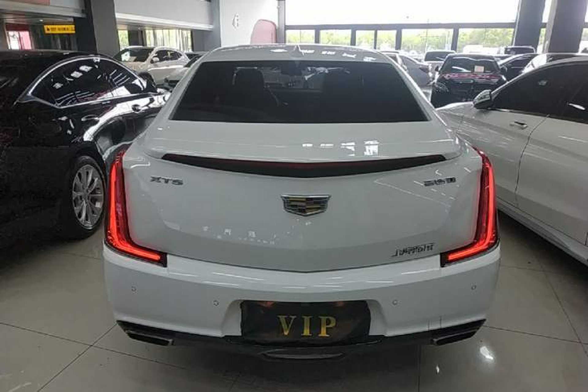 Used Cadillac XTS 2018 28T Tech Edition Rear