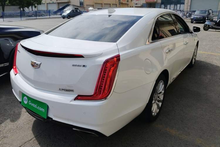 Used Cadillac XTS 2018 28T Tech Edition Rear Right 45 Deg