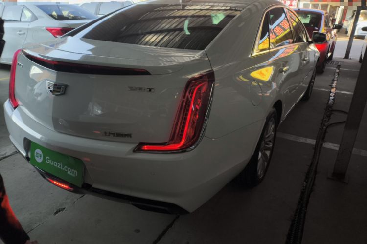 Used Cadillac XTS 2018 28T Elite Edition Rear Right 45 Deg