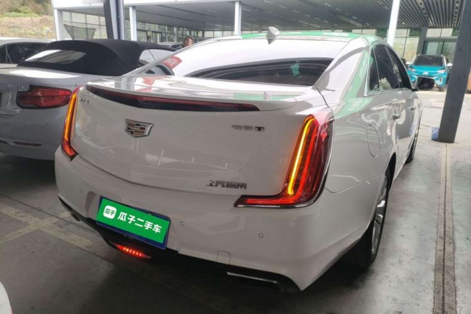 Used Cadillac XTS 2018 28T Elite Edition Rear Right 45 Deg