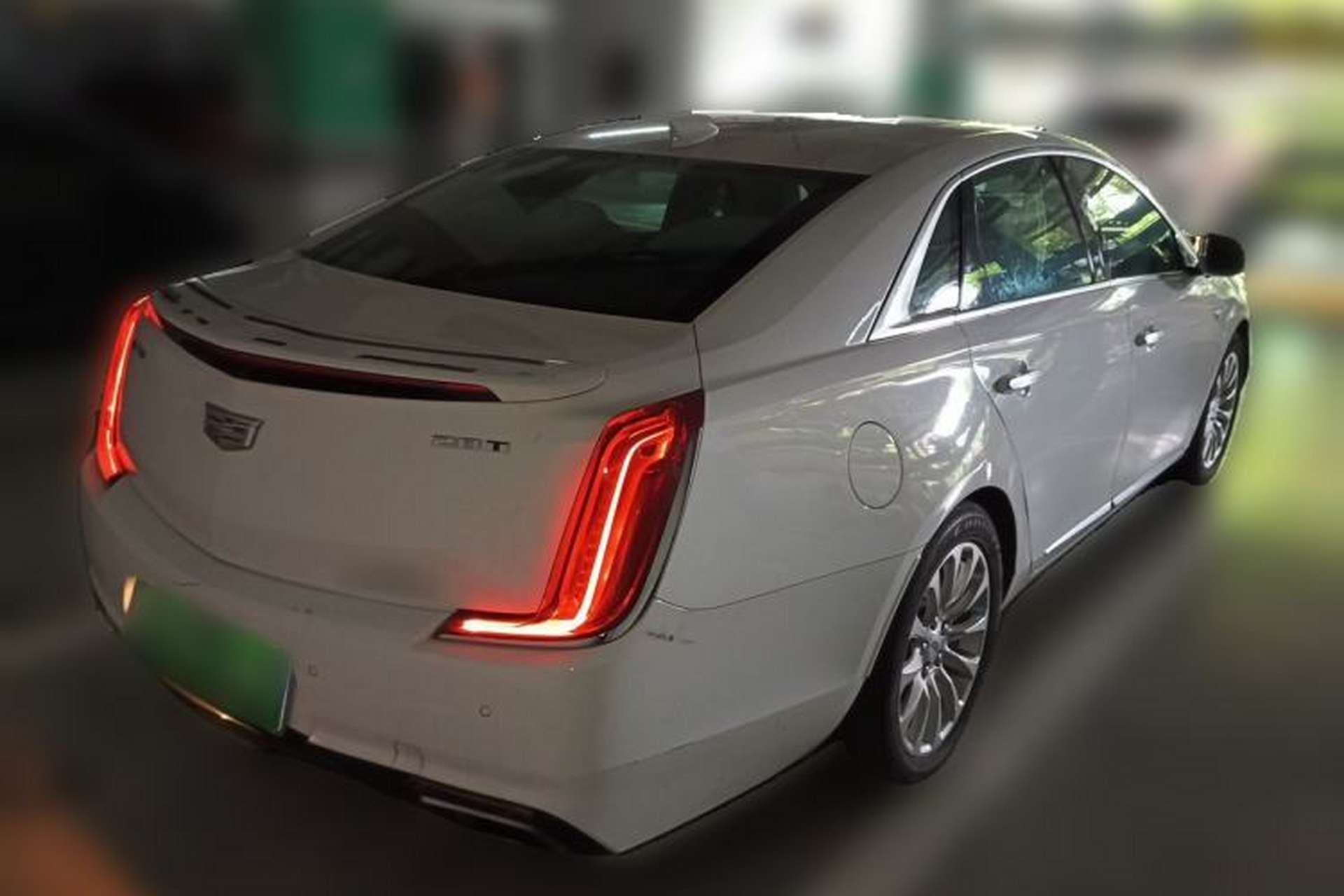 Used Cadillac XTS 2018 28T Tech Edition Rear Right 45 Deg