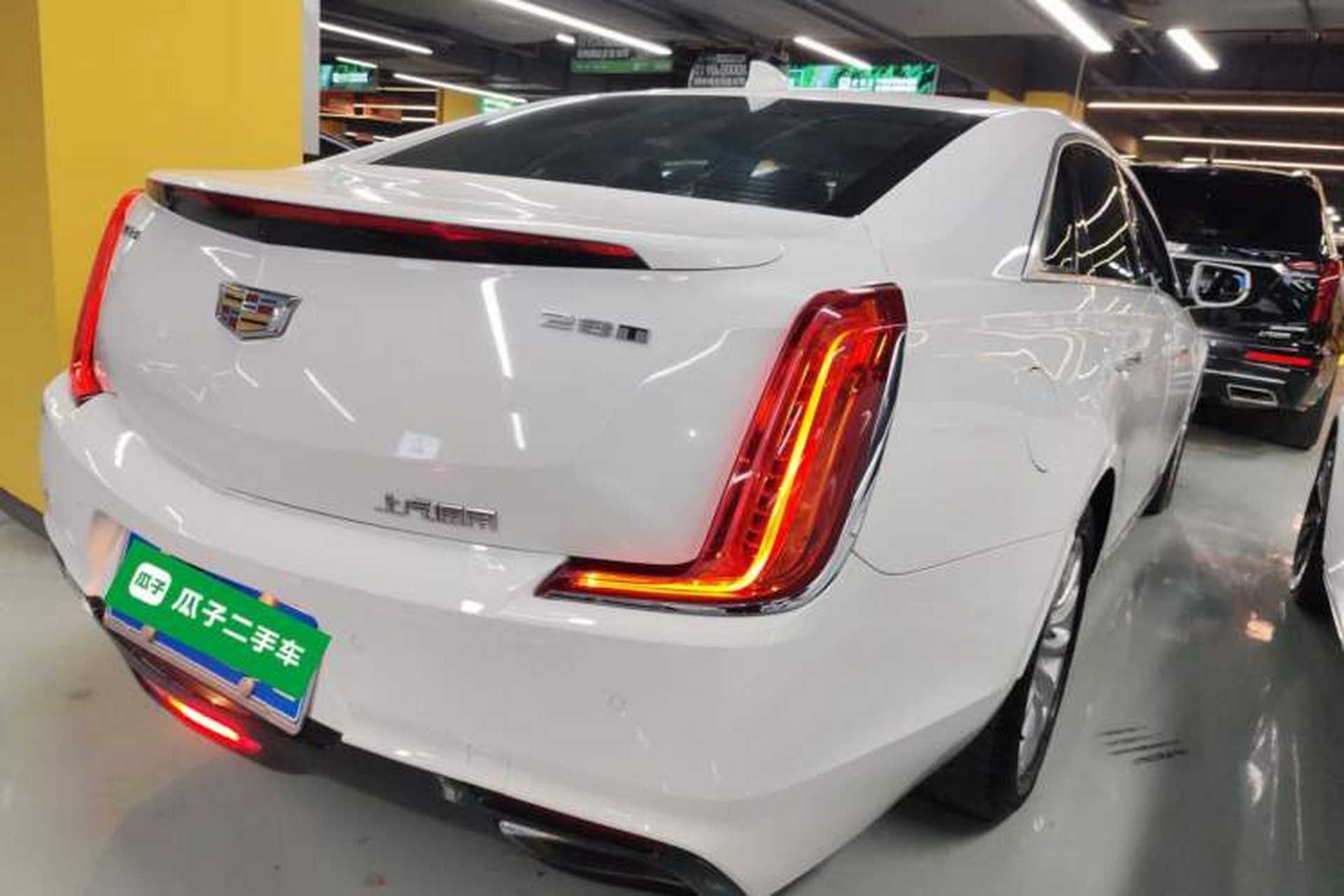 Used Cadillac XTS 2018 28T Tech Edition Rear Right 45 Deg