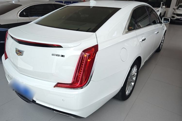 Used Cadillac XTS 2018 28T Elite Edition Rear Right 45 Deg