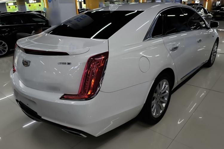 Used Cadillac XTS 2018 28T Tech Edition Rear Right 45 Deg