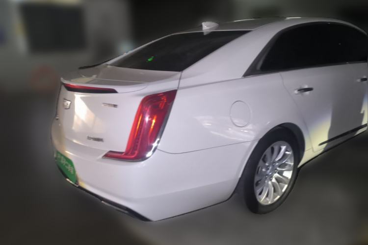 Used Cadillac XTS 2018 28T Tech Edition Rear Right 45 Deg