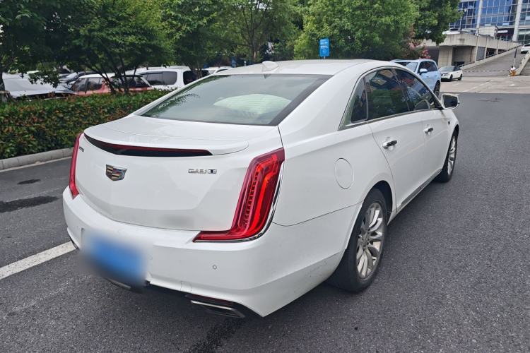 Used Cadillac XTS 2018 28T Tech Edition Rear Right 45 Deg