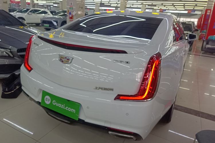 Used Cadillac XTS 2018 28T Tech Edition Rear Right 45 Deg