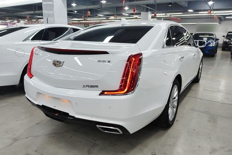 Used Cadillac XTS 2018 28T Elite Edition Rear Right 45 Deg