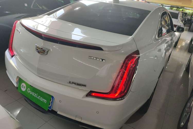 Used Cadillac XTS 2018 28T Tech Edition Rear Right 45 Deg