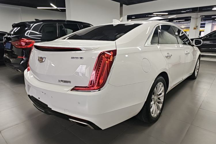 Used Cadillac XTS 2018 28T Tech Edition Rear Right 45 Deg