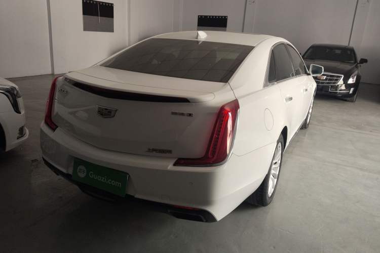 Used Cadillac XTS 2018 28T Tech Edition Rear Right 45 Deg
