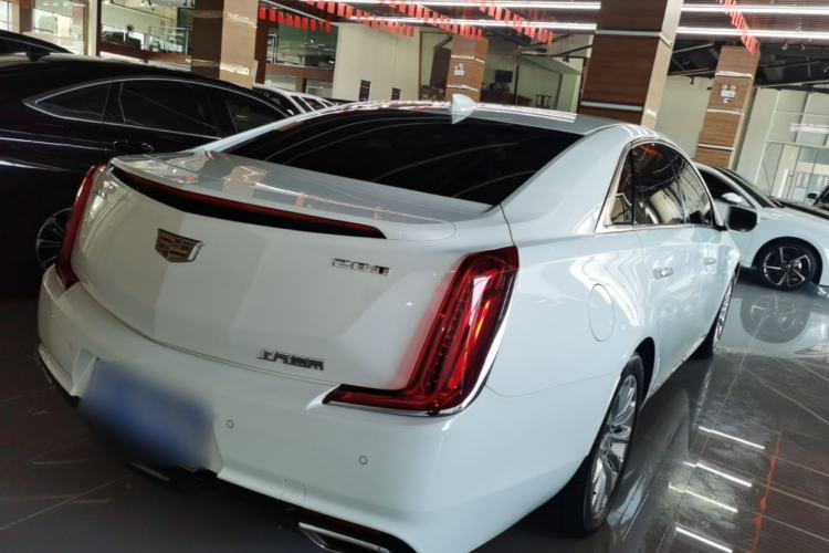 Used Cadillac XTS 2018 28T Elite Edition Rear Right 45 Deg