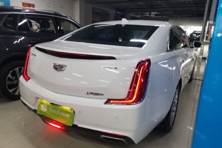 Used Cadillac XTS 2018 28T Tech Edition Rear Right 45 Deg