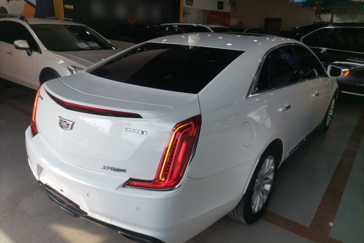 Used Cadillac XTS 2018 28T Elite Edition Rear Right 45 Deg