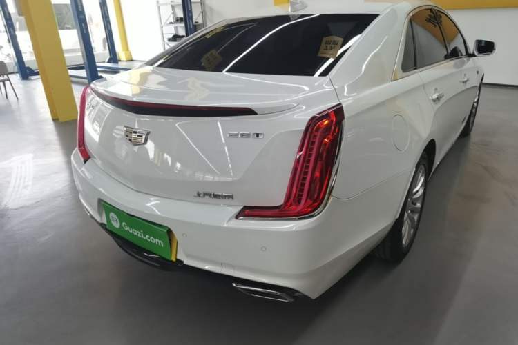 Used Cadillac XTS 2018 28T Tech Edition Rear Right 45 Deg