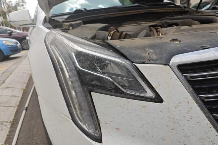 Used Cadillac XTS 2018 28T Tech Edition Right Front Headlight
