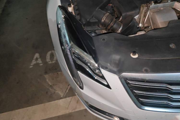 Used Cadillac XTS 2018 28T Elite Edition Right Front Headlight