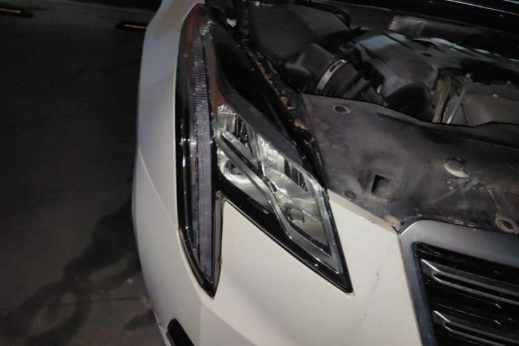 Used Cadillac XTS 2018 28T Tech Edition Right Front Headlight