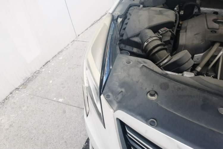 Used Cadillac XTS 2018 28T Tech Edition Right Front Headlight