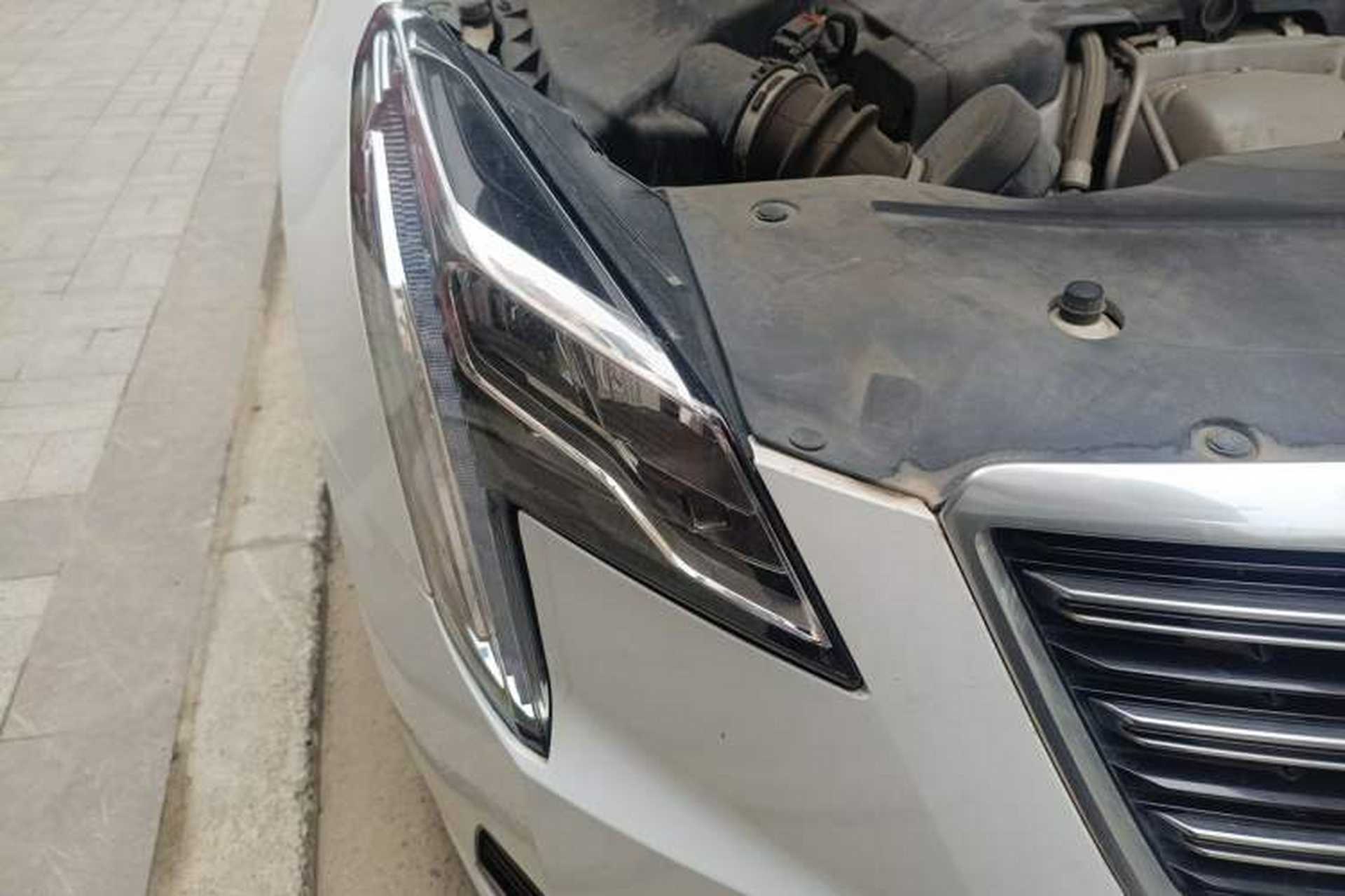 Used Cadillac XTS 2018 28T Tech Edition Right Front Headlight